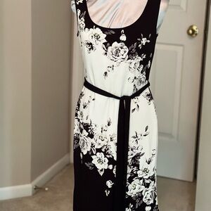 White House Black Market Reversible Black and White Sheath Dress